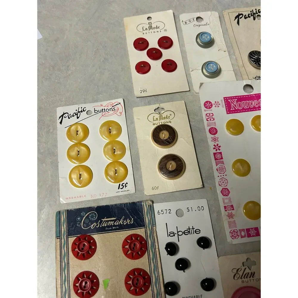 Vintage‎ Buttons Full Cards Assorted Shapes, Sizes, Styles and Brands NOS